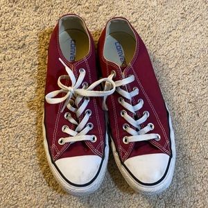 Cranberry/Burgundy Converse All Stars